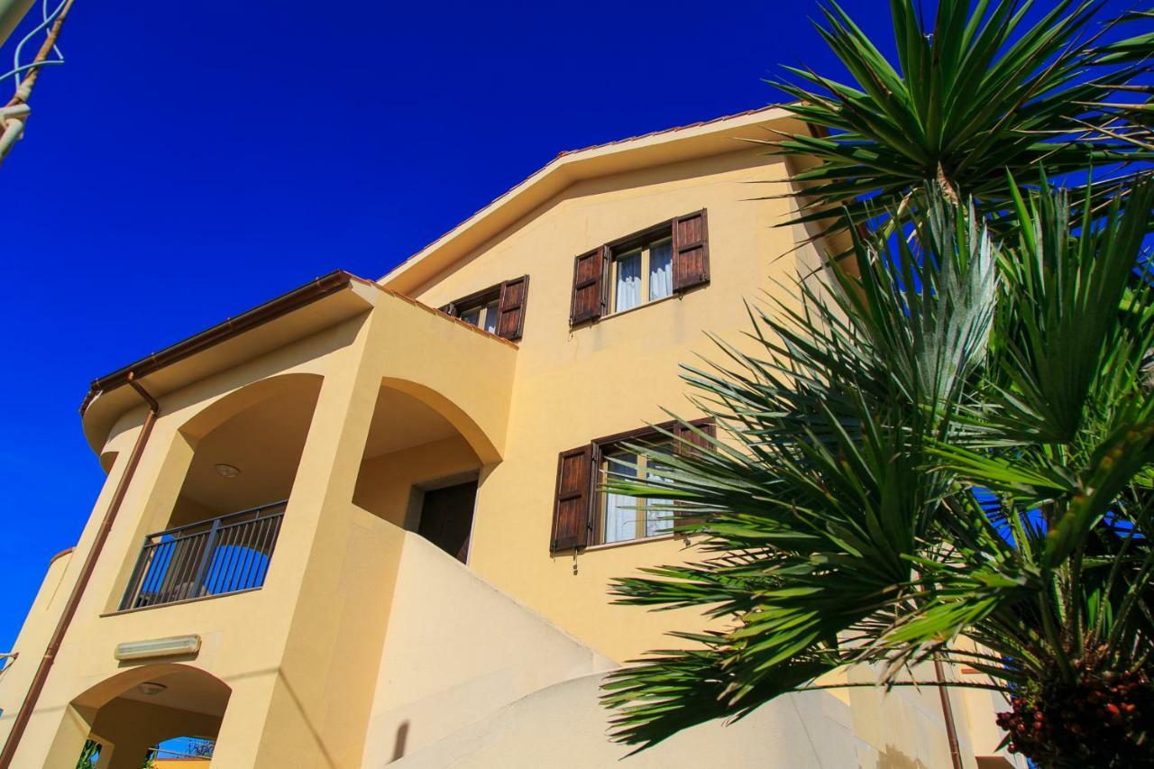Casa Vacanze L'Orizzonte Aparthotel Valderice Exterior photo